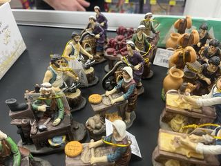 24 Pezzi Statuine Presepe Artigianali