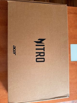 Portatile Acer Nitro V15 con tastiera RGB