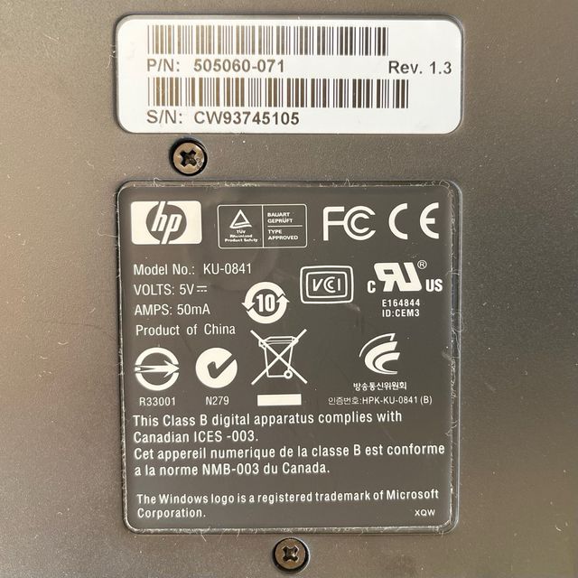 2 Teclados HP y Logitech para piezas