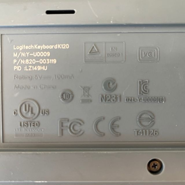 2 Teclados HP y Logitech para piezas