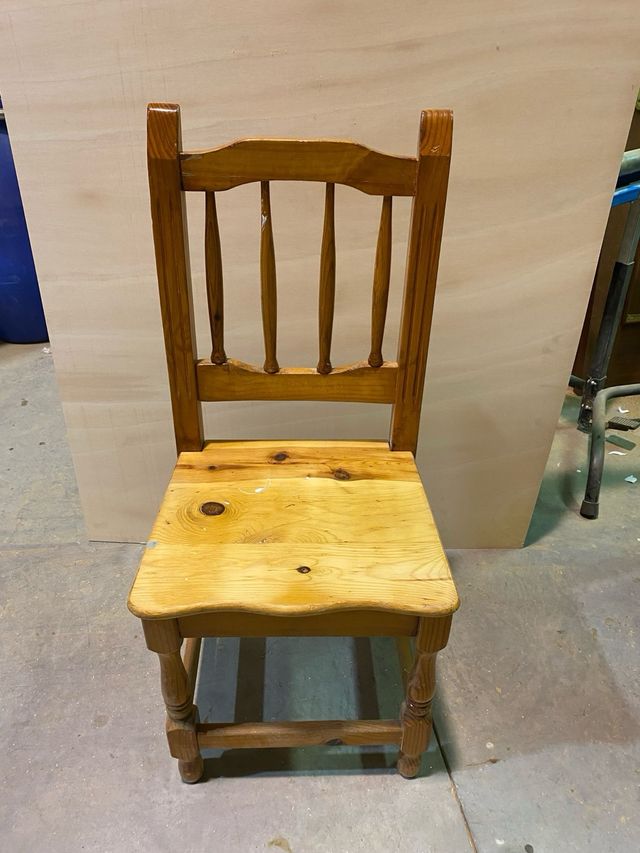 Silla de pino maciza