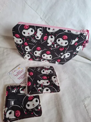 Neceser y discos desmaquillantes Kuromi
