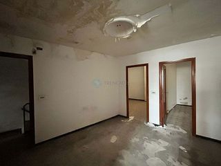 Edificio en venta en Carcaixent