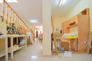 Local comercial en venta en Montefrío