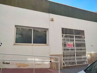 Local comercial en venta en Huércal-Overa