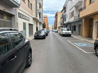 Local comercial en venta en Picassent