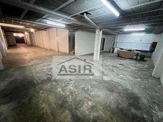 Local comercial en venta en Carcaixent