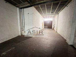 Local comercial en venta en Carcaixent