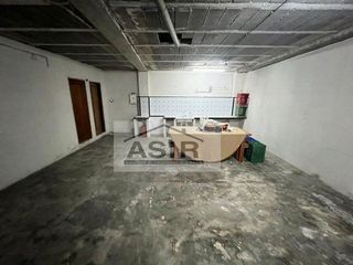 Local comercial en venta en Carcaixent