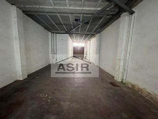 Local comercial en venta en Carcaixent