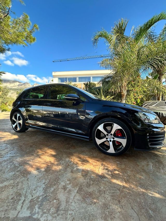 Volkswagen Golf GTI 2016