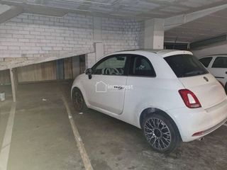 Garaje en venta en Santa Eugènia en Girona