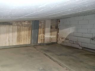 Garaje en venta en Santa Eugènia en Girona