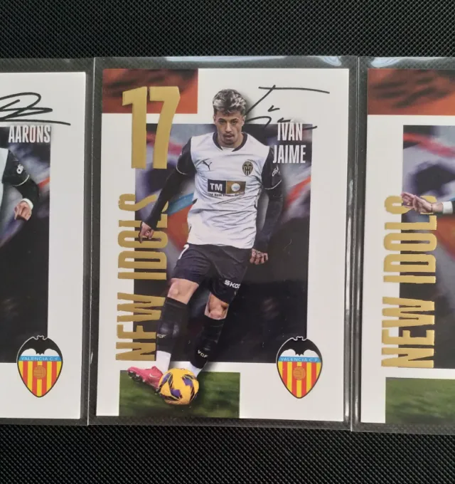 3 Cromos Valencia CF Nuevos Fichajes