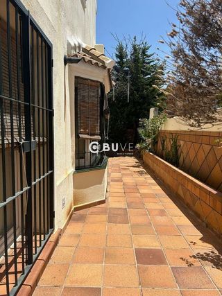 Casa pareada en venta en Gines