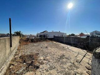 Chalet en venta en Gines