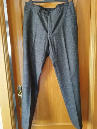 Traje Invierno MIRTO sin estrenar-Lana Loro Piana