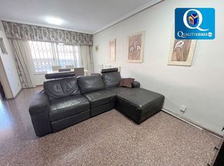 Casa en venta en Divina Pastora en Alicante