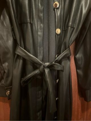 Vestido corto cuero negro