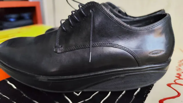 Scarpe MBT nere da uomo