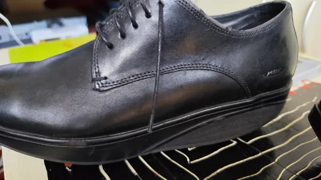 Scarpe MBT nere da uomo