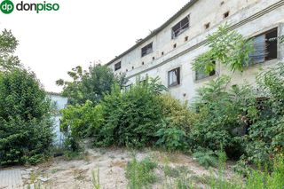 Solar en venta en Iznalloz