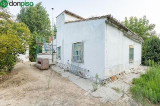 Solar en venta en Iznalloz