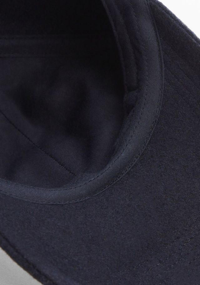 Cappellino lana Good Vibes blu