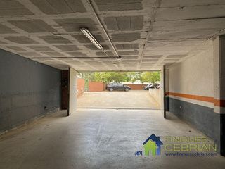 Local en alquiler en Alella