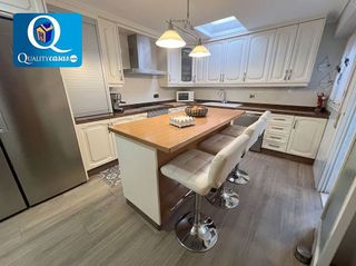 Casa en venta en Divina Pastora en Alicante