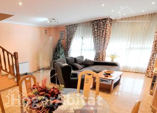 Casa adosada en venta en Zona Alta en Puçol