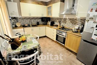 Casa adosada en venta en Zona Alta en Puçol