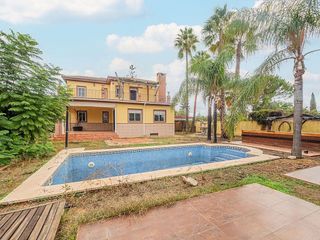 Chalet en venta en Espartinas