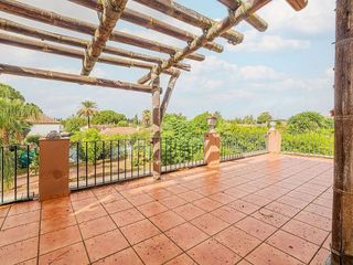 Chalet en venta en Espartinas