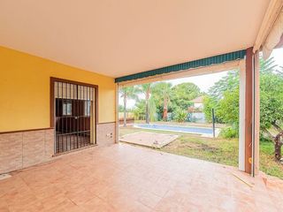 Chalet en venta en Espartinas