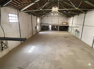 Nave industrial en venta en Carcaixent