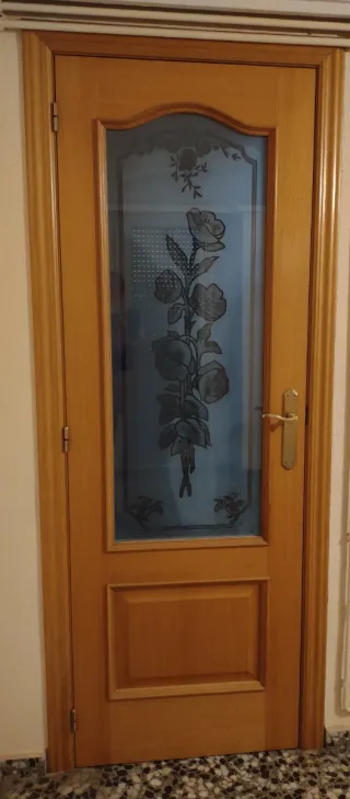 Puertas de madera para interior.