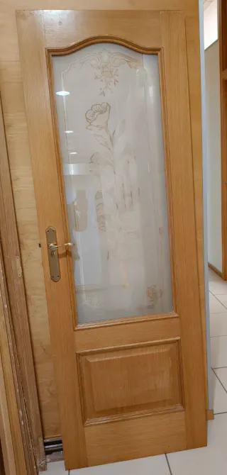 Puertas de madera para interior.