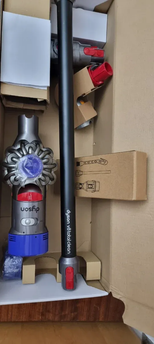 Dyson V8 Total Clean con factura