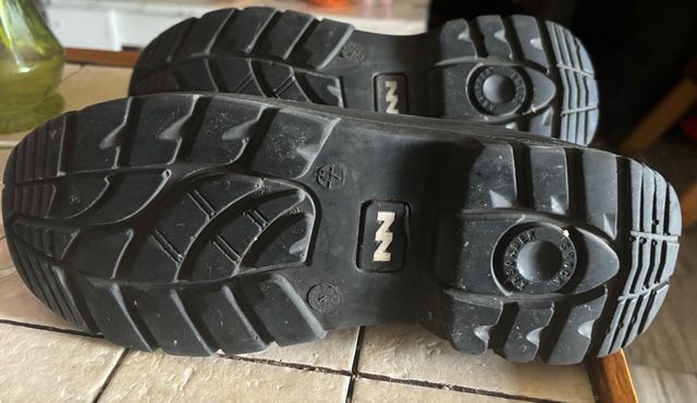 Botas de seguridad grises talla 41