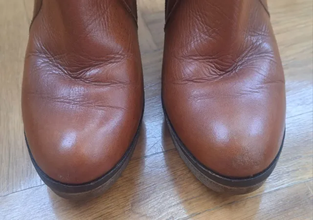 Botas de tacón marrones