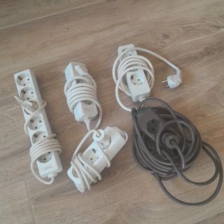 Regletas de enchufes.