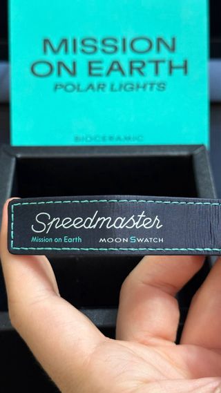 Reloj Omega x Swatch Mission on Earth Polar Lights