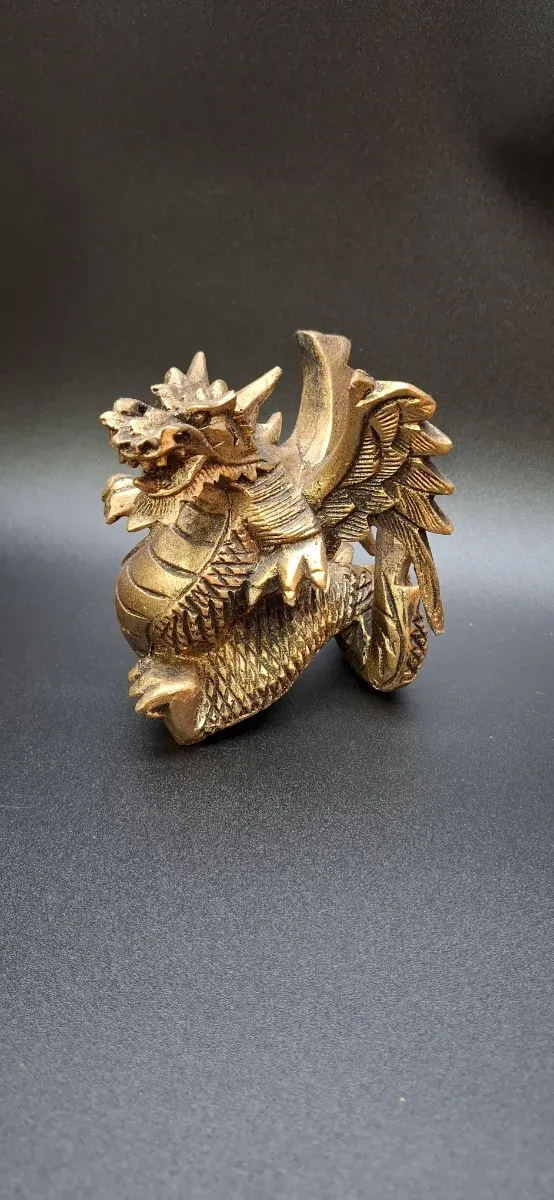 Dragón Decorativo Metal Dorado