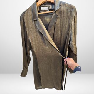 Blazer Zara efecto brillo oro viejo T M