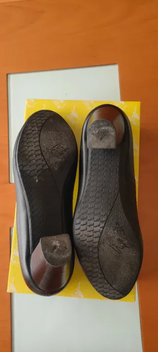 Zapatos de salón Pitillos Talla 38 Negros