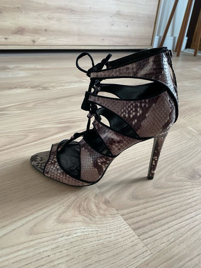 Sandalias Zara Piel Serpiente tacon T-39 Zaira
