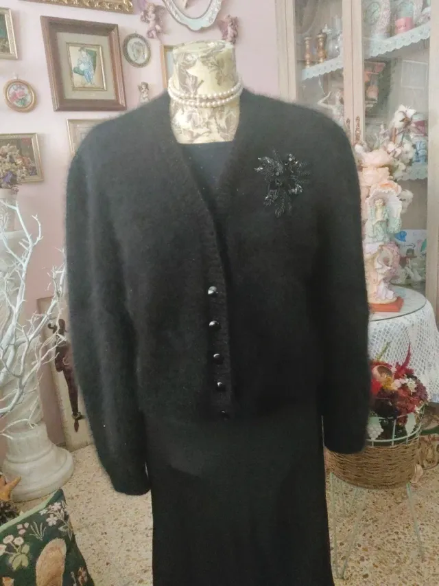 Cárdigan negro de punto con decoración