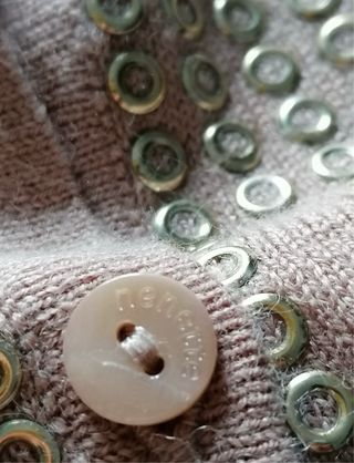 Cardigan Nenette donna rosa con borchie