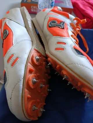 Zapatillas de clavos para atletismo